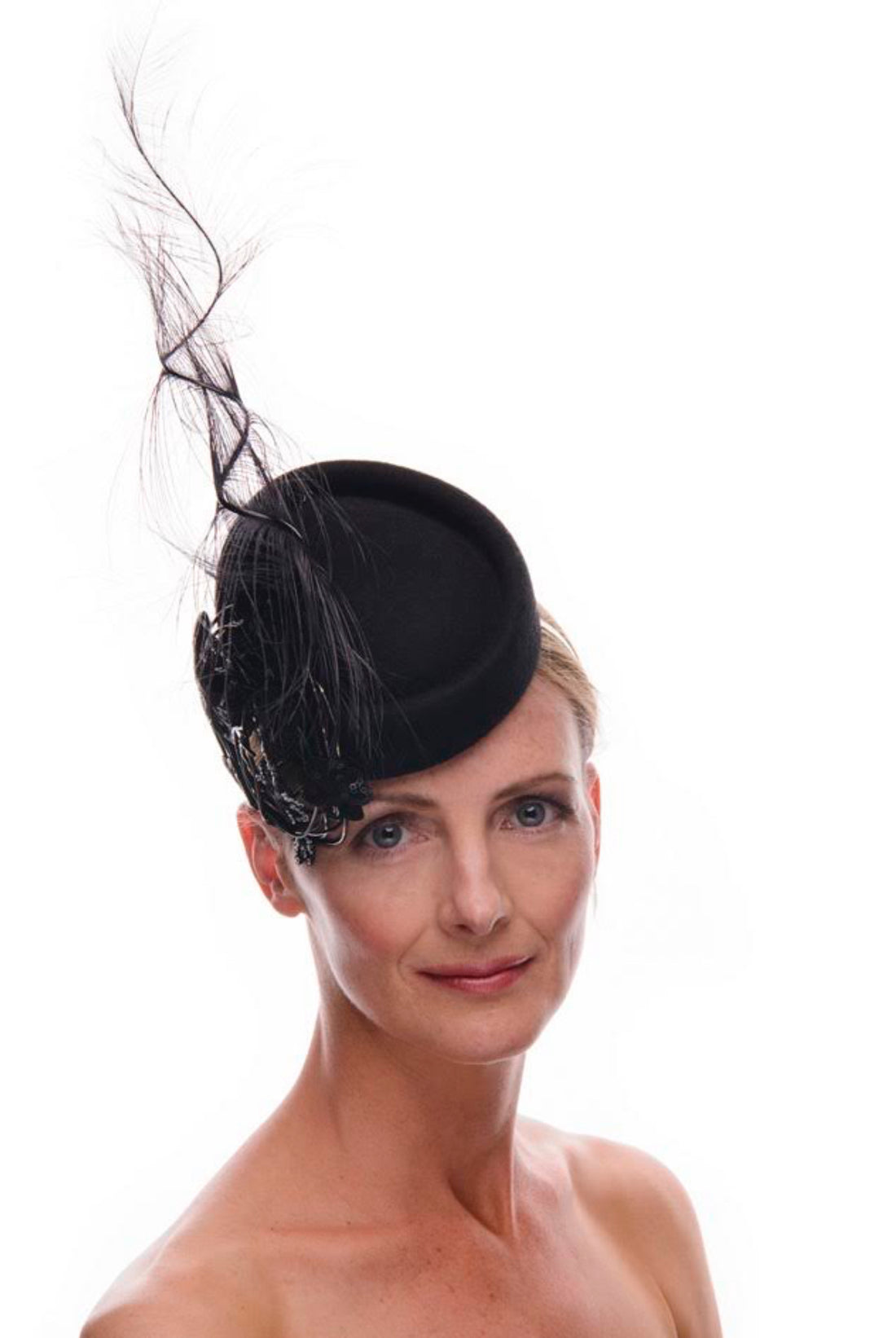 Black pillbox classic